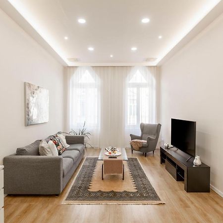 Exclusive Csengery Residence In The Heart Of Budapest Esterno foto