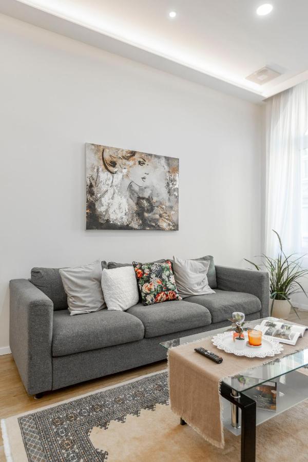 Exclusive Csengery Residence In The Heart Of Budapest Esterno foto