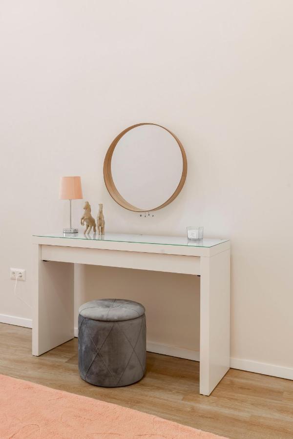 Exclusive Csengery Residence In The Heart Of Budapest Esterno foto